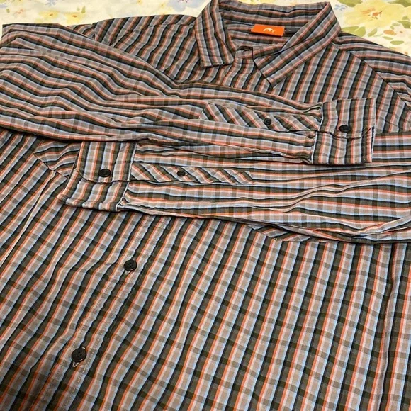 Merrell button down - Picture 5 of 6